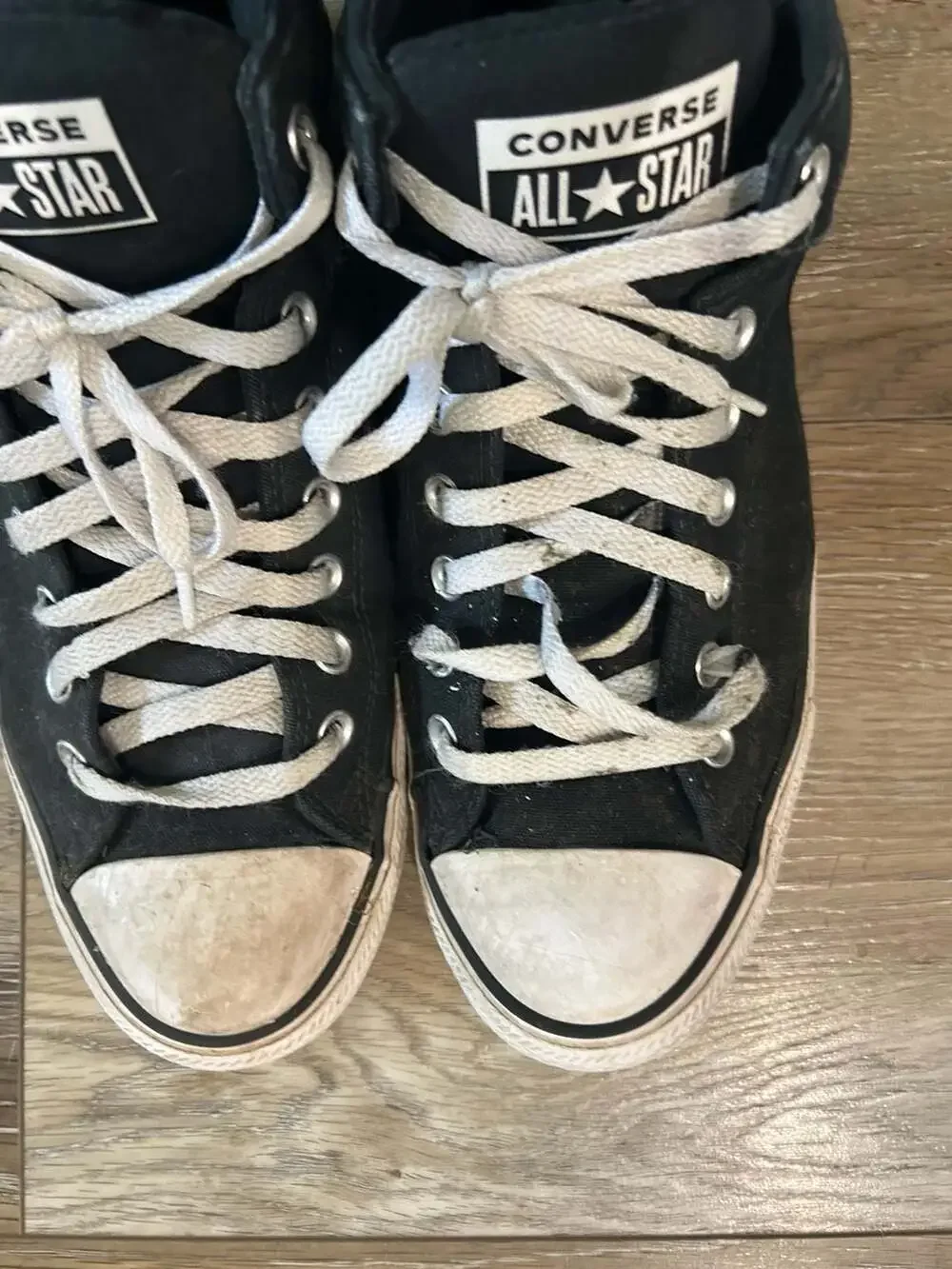 Converse Chuck Taylor All Star Black Canvas Mid Top Sneakers